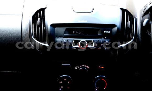 Acheter Occasion Voiture Isuzu KB Autre à Windhoek, Namibie Acheter Occasion Voiture Isuzu KB Autre à Windhoek, Namibie