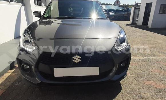 Buy Used Suzuki Swift Silver Car in Gobabis in Omaheke Buy Used Suzuki Swift Silver Car in Gobabis in Omaheke