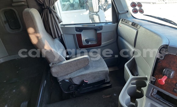 Buy Used Freightliner 90 Cum 500 White Truck in Omaruru in Erongo Buy Used Freightliner 90 Cum 500 White Truck in Omaruru in Erongo