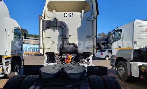 Buy Used Freightliner 90 Cum 500 White Truck in Omaruru in Erongo Buy Used Freightliner 90 Cum 500 White Truck in Omaruru in Erongo