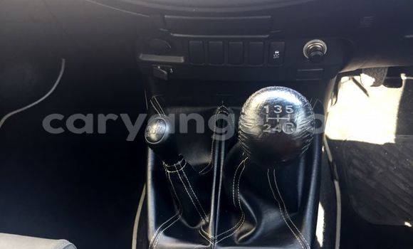 Acheter Occasion Voiture Toyota Hilux Blanc à Windhoek, Namibie Acheter Occasion Voiture Toyota Hilux Blanc à Windhoek, Namibie