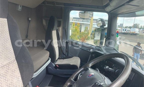 Acheter Occasion Utilitaire Scania Irizar Blanc à Henties Bay, Erongo Acheter Occasion Utilitaire Scania Irizar Blanc à Henties Bay, Erongo