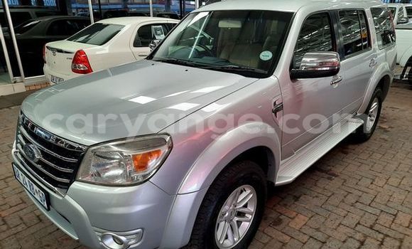 Buy Used Ford Everest White Car in Windhoek in Namibia Buy Used Ford Everest White Car in Windhoek in Namibia