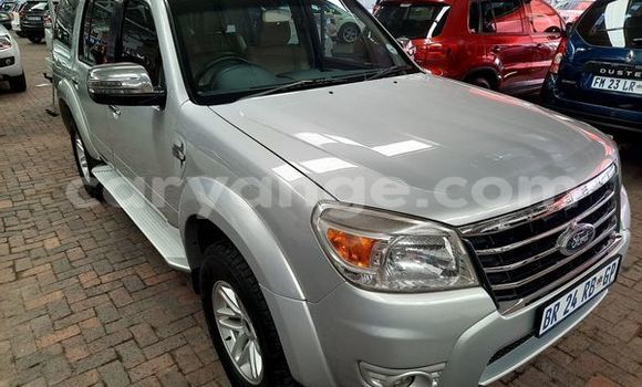 Buy Used Ford Everest White Car in Windhoek in Namibia Buy Used Ford Everest White Car in Windhoek in Namibia