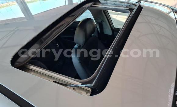 Acheter Occasion Voiture Kia Rio Blanc à Windhoek, Namibie Acheter Occasion Voiture Kia Rio Blanc à Windhoek, Namibie