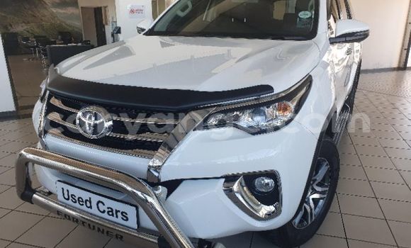 Buy Used Toyota Fortuner White Car in Windhoek in Namibia Buy Used Toyota Fortuner White Car in Windhoek in Namibia