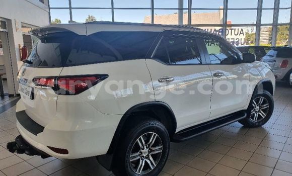Buy Used Toyota Fortuner White Car in Windhoek in Namibia Buy Used Toyota Fortuner White Car in Windhoek in Namibia