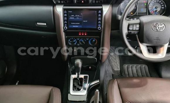 Acheter Occasion Voiture Toyota Fortuner Blanc à Windhoek, Namibie Acheter Occasion Voiture Toyota Fortuner Blanc à Windhoek, Namibie