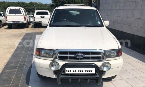 Buy Used Ford Ranger White Car in Windhoek in Namibia