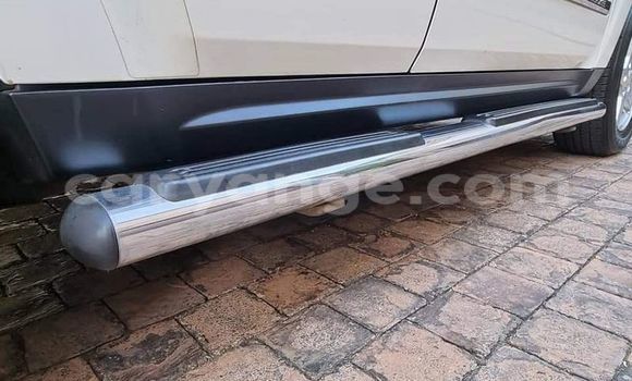 Acheter Occasion Voiture Jeep Grand Cherokee Blanc à Windhoek, Namibie Acheter Occasion Voiture Jeep Grand Cherokee Blanc à Windhoek, Namibie