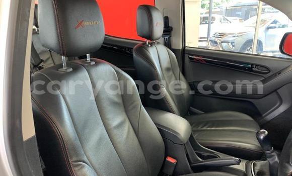 Buy Used Isuzu D–MAX Silver Car in Windhoek in Namibia Buy Used Isuzu D–MAX Silver Car in Windhoek in Namibia