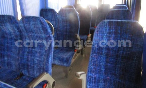 Acheter Occasion Voiture Mercedes-Benz 190 Blanc à Windhoek, Namibie Acheter Occasion Voiture Mercedes-Benz 190 Blanc à Windhoek, Namibie