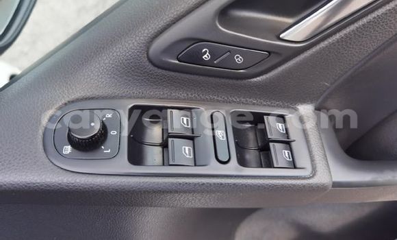 Acheter Occasion Voiture Volkswagen Golf Blanc à Windhoek, Namibie Acheter Occasion Voiture Volkswagen Golf Blanc à Windhoek, Namibie