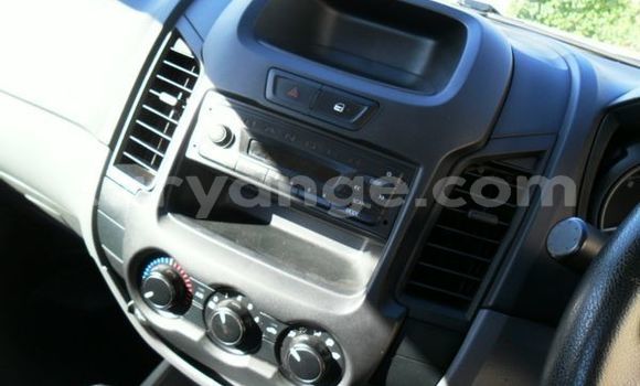 Acheter Occasion Voiture Ford Ranger Blanc à Windhoek, Namibie Acheter Occasion Voiture Ford Ranger Blanc à Windhoek, Namibie