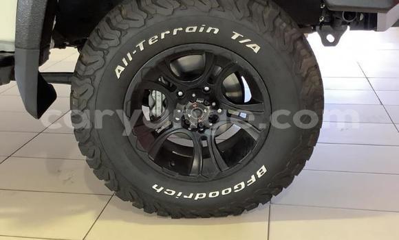 Acheter Occasion Voiture Toyota Land Cruiser Blanc à Windhoek, Namibie Acheter Occasion Voiture Toyota Land Cruiser Blanc à Windhoek, Namibie