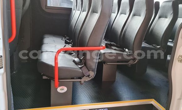 Buy Used Mercedes-Benz S-klasse White Car in Windhoek in Namibia Buy Used Mercedes-Benz S-klasse White Car in Windhoek in Namibia