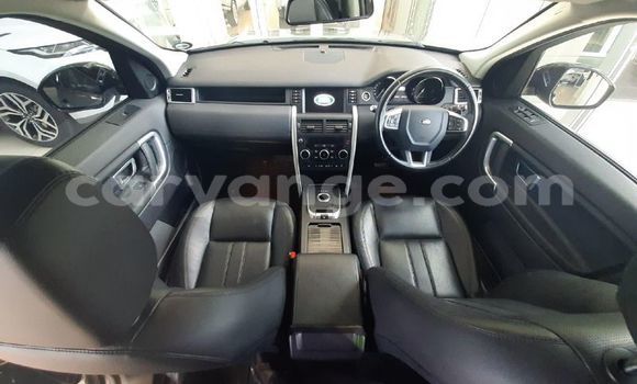 Buy Used Land Rover Discovery Sport Silver Car in Windhoek in Namibia Buy Used Land Rover Discovery Sport Silver Car in Windhoek in Namibia