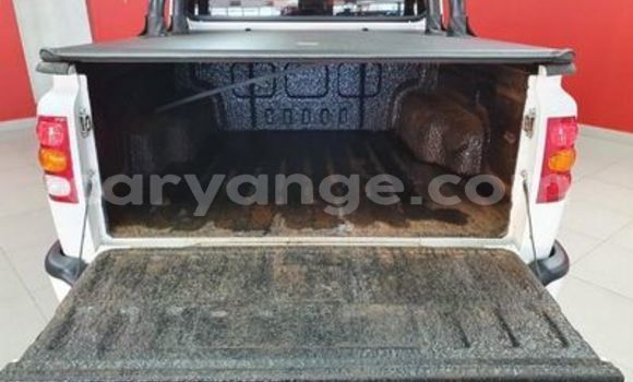 Buy Used Mahindra Scorpio White Car in Grootfontein in Namibia Buy Used Mahindra Scorpio White Car in Grootfontein in Namibia