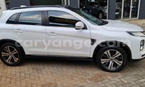Buy Used Mitsubishi ASX White Car in Swakopmund in Namibia Buy Used Mitsubishi ASX White Car in Swakopmund in Namibia