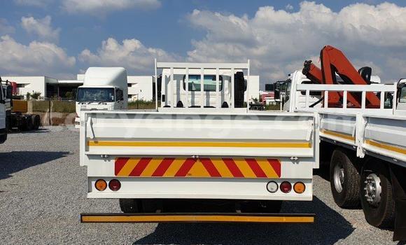 Buy Used Hino Ranger White Truck in Windhoek in Namibia Buy Used Hino Ranger White Truck in Windhoek in Namibia