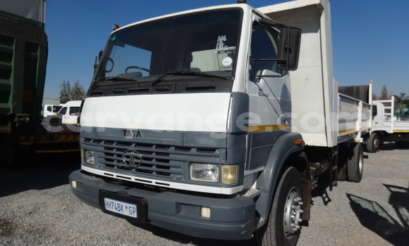 Buy Used Tata LPT White Truck in Windhoek in Namibia