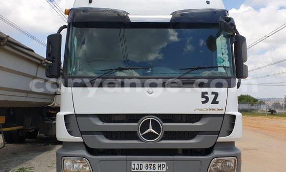 Buy Used Mercedes‒Benz 2644 White Truck in Windhoek in Namibia Buy Used Mercedes‒Benz 2644 White Truck in Windhoek in Namibia
