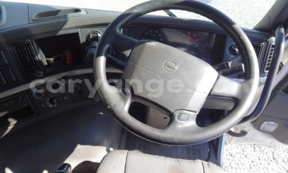 Buy Used Volvo FH10 White Truck in Windhoek in Namibia Buy Used Volvo FH10 White Truck in Windhoek in Namibia