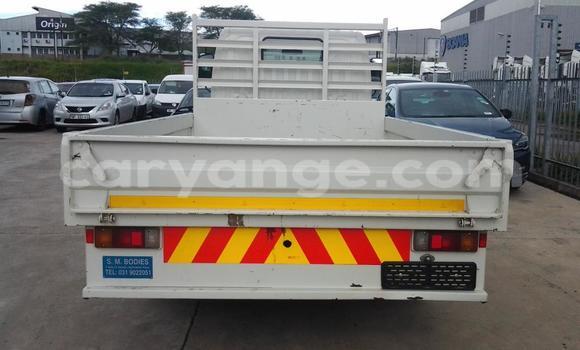 Buy Used Hino 300 Series White Truck in Windhoek in Namibia Buy Used Hino 300 Series White Truck in Windhoek in Namibia