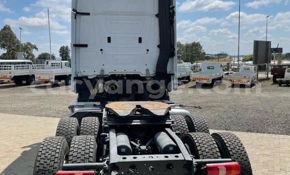 Buy Used Mercedes‒Benz 2644 White Truck in Windhoek in Namibia Buy Used Mercedes‒Benz 2644 White Truck in Windhoek in Namibia