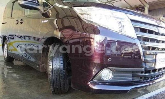 Acheter Import Voiture Toyota Noah Autre à Windhoek, Namibie Acheter Import Voiture Toyota Noah Autre à Windhoek, Namibie