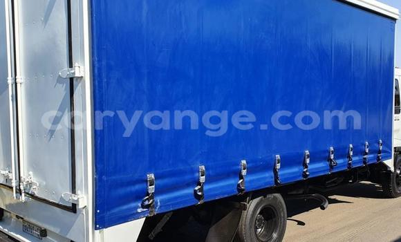 Acheter Occasion Utilitaire Isuzu FTR 850 Blanc à Windhoek, Namibie Acheter Occasion Utilitaire Isuzu FTR 850 Blanc à Windhoek, Namibie