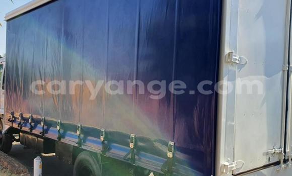 Acheter Occasion Utilitaire Isuzu FTR 850 Blanc à Windhoek, Namibie Acheter Occasion Utilitaire Isuzu FTR 850 Blanc à Windhoek, Namibie