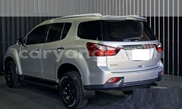 Acheter Import Voiture Isuzu MU-X Autre à Windhoek, Namibie Acheter Import Voiture Isuzu MU-X Autre à Windhoek, Namibie