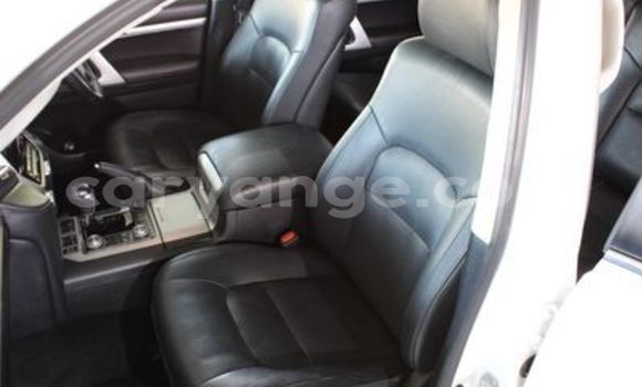 Buy Used Toyota Land Cruiser White Car in Grootfontein in Namibia Buy Used Toyota Land Cruiser White Car in Grootfontein in Namibia