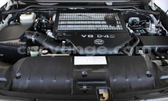 Buy Used Toyota Land Cruiser White Car in Grootfontein in Namibia Buy Used Toyota Land Cruiser White Car in Grootfontein in Namibia