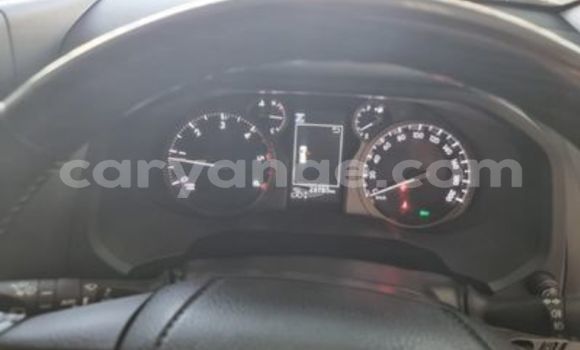 Acheter Occasion Voiture Toyota Prado Blanc à Windhoek, Namibie Acheter Occasion Voiture Toyota Prado Blanc à Windhoek, Namibie