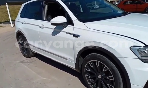 Buy Used Volkswagen Tiguan White Car in Windhoek in Namibia Buy Used Volkswagen Tiguan White Car in Windhoek in Namibia