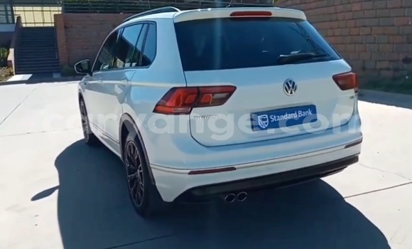 Buy Used Volkswagen Tiguan White Car in Windhoek in Namibia Buy Used Volkswagen Tiguan White Car in Windhoek in Namibia