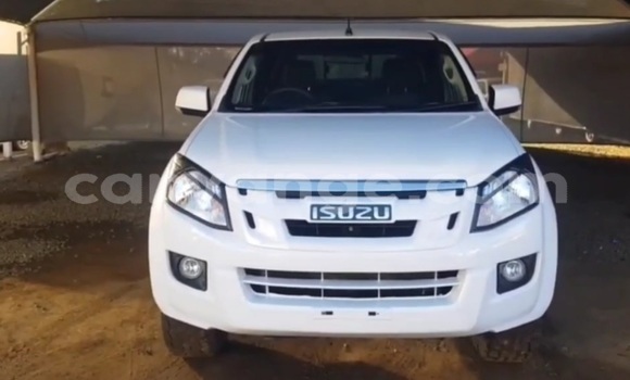 Buy Used Isuzu KB White Car in Windhoek in Namibia Buy Used Isuzu KB White Car in Windhoek in Namibia