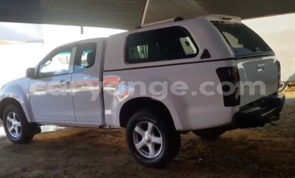 Buy Used Isuzu KB White Car in Windhoek in Namibia Buy Used Isuzu KB White Car in Windhoek in Namibia
