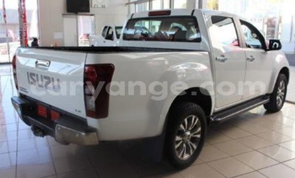 Buy Used Isuzu D–MAX White Car in Karasburg in Karas Buy Used Isuzu D–MAX White Car in Karasburg in Karas