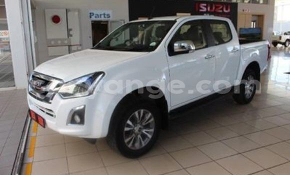 Buy Used Isuzu D–MAX White Car in Karasburg in Karas Buy Used Isuzu D–MAX White Car in Karasburg in Karas
