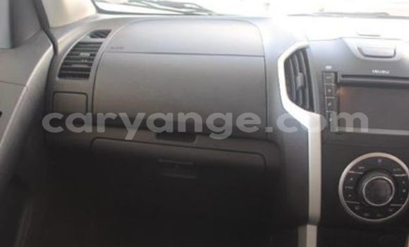 Buy Used Isuzu D–MAX White Car in Karasburg in Karas Buy Used Isuzu D–MAX White Car in Karasburg in Karas