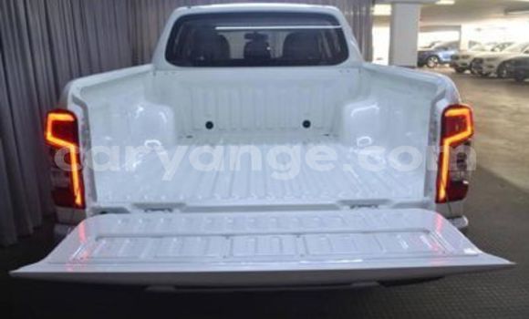 Buy Used Mitsubishi Triton White Car in Swakopmund in Namibia Buy Used Mitsubishi Triton White Car in Swakopmund in Namibia