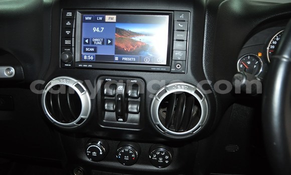 Acheter Occasion Voiture Jeep Wrangler Vert à Windhoek, Namibie Acheter Occasion Voiture Jeep Wrangler Vert à Windhoek, Namibie