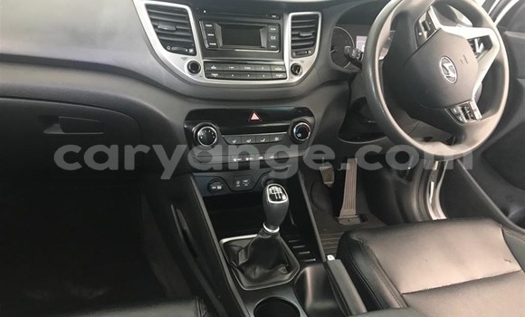 Buy Used Hyundai Tucson White Car in Windhoek in Namibia Buy Used Hyundai Tucson White Car in Windhoek in Namibia