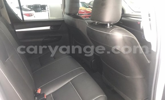 Buy Used Hyundai Tucson White Car in Windhoek in Namibia Buy Used Hyundai Tucson White Car in Windhoek in Namibia