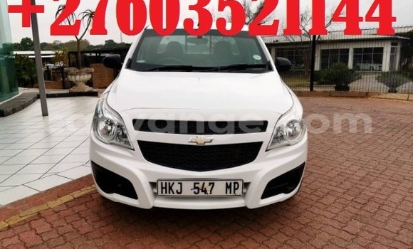 Buy Used Chevrolet Corsa White Car in Windhoek in Namibia