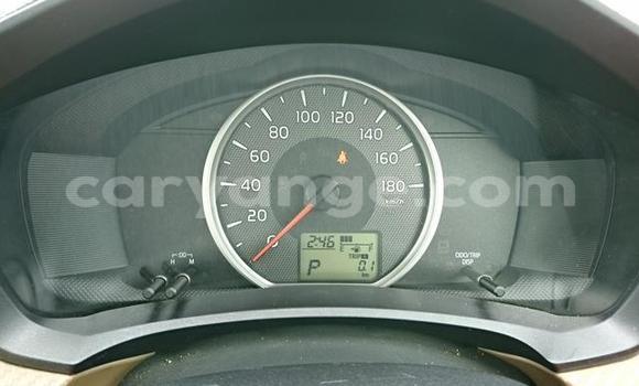 Acheter Import Voiture Toyota Axio Blanc à Windhoek, Namibie Acheter Import Voiture Toyota Axio Blanc à Windhoek, Namibie