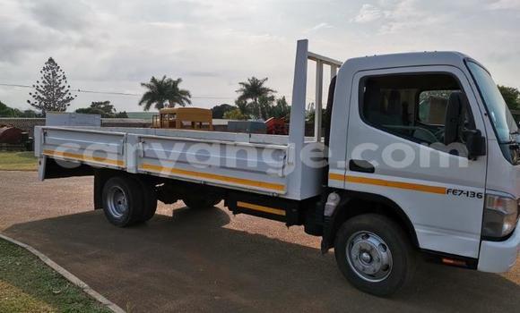 Buy Used Mitsubishi L400 White Truck in Windhoek in Namibia